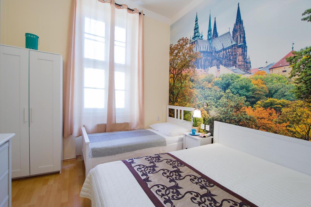 City Center Apartment Legerova Прага Екстериор снимка