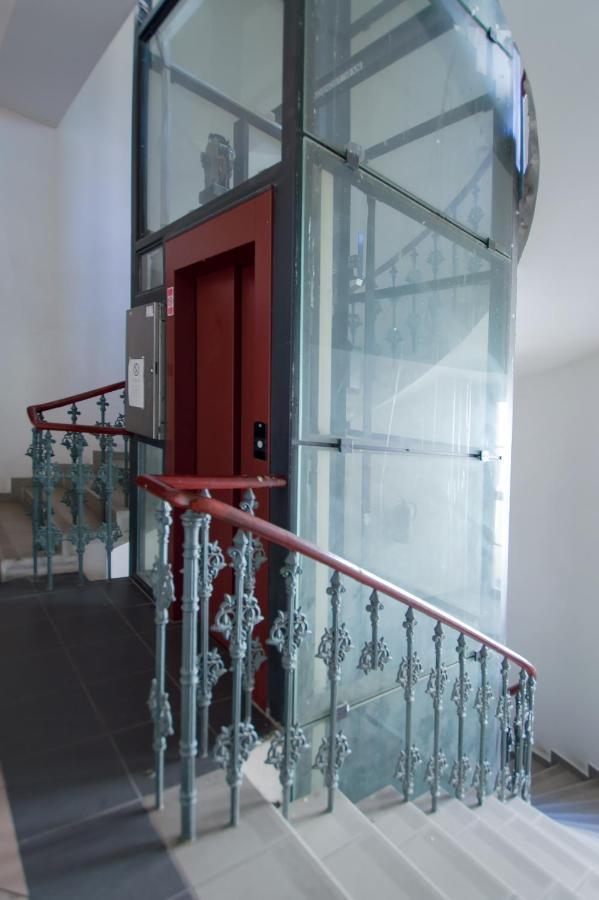 City Center Apartment Legerova Прага Екстериор снимка
